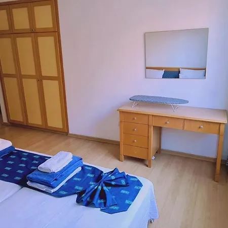Apartment Limanaki *