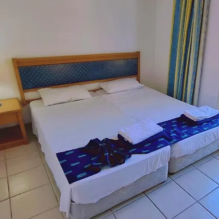 Apartment Limanaki *