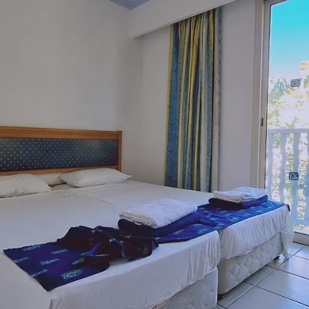 Apartment Limanaki *